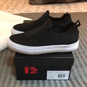 Slip on tennis shoes